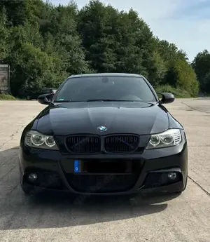 BMW 318 E90 (Facelift, M-Sport Paket)