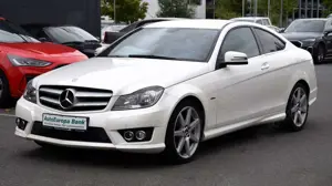 Mercedes-Benz C 220 Coupe BE AMG Line *Navi*SHZ*PDC*