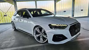 Audi RS4 MATRIX 360'KAM PANO BO HEAD-UP RS-DYNAMIK 280 GAR
