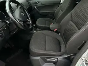 Skoda Yeti 2.0 TDI Drive 4x4 Bi-Xenon Bild 2