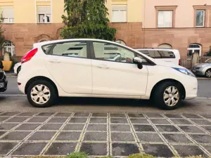 Ford Fiesta Scheckheft gepflegt, USB, Klima, TÜV 11/26