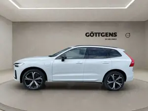 Volvo XC60 T8 AWD Recharge R-Design LED NAVI 360° 21LM Bild 2