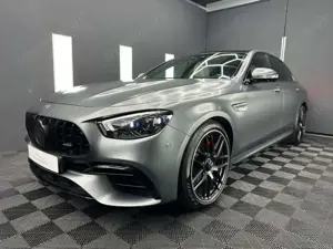 Mercedes-Benz E 63 AMG S 4Matic+ AMG Speedshift MCT-9G