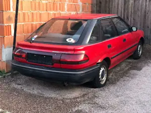 Toyota Corolla Liftback 1.3 XLi Bild 2