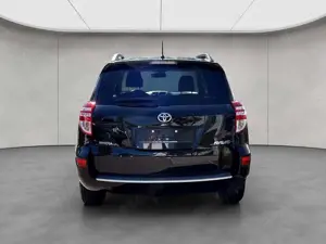 Toyota RAV 4 2.0 4x2 AHK, MP3, 8 fach Ber. Bild 4