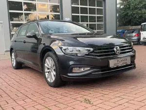 Volkswagen Passat Variant 1.Hand Leder LED Navi Service neu