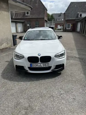 BMW 120 BMW F21 120d Coupe M-Paket - Automatik Bild 3