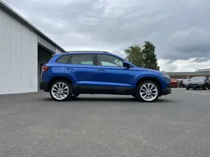 Skoda Karoq 1.5 TSI Style 156€ m. 20% Anzahlung AHK STHZ DAB Bild 4