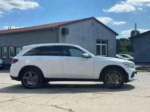 Mercedes-Benz GLC 400 d 4Matic AMG Line AHK LED Highperformance Bild 5