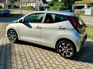 Toyota Aygo x-play connect Relax-Garantie bis 2034 möglich Bild 4