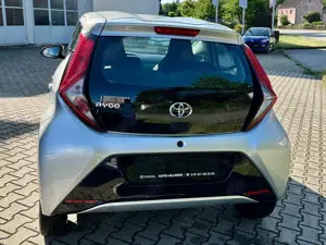 Toyota Aygo x-play connect Relax-Garantie bis 2034 möglich Bild 5