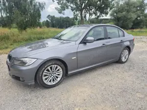 BMW 320 320i