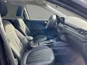 Ford Kuga 2.5 PHEV VIGNALE Bild 3