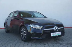 Mercedes-Benz A 160 WideScreen 458 ( 2x große Displays )