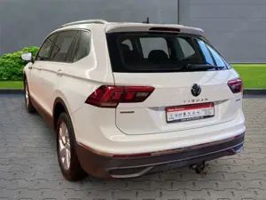 Volkswagen Tiguan Allspace Life 4Motion 2.0 TDI+Anhängerkupplung Bild 2
