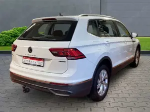 Volkswagen Tiguan Allspace Life 4Motion 2.0 TDI+Anhängerkupplung Bild 4