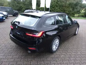 BMW 318 d Touring Automatic Bild 4