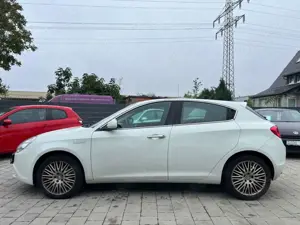 Alfa Romeo Giulietta Turismo Bild 4