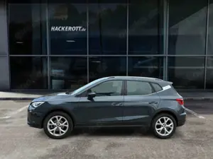 SEAT Arona FR 1.5 TSI DSG PDC Navi Tempom. FullLink Bild 2