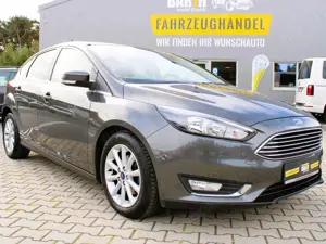 Ford Focus Titanium Eco Boost*PDC*KLIMA*TEMP.*NAVI*8xReifen*