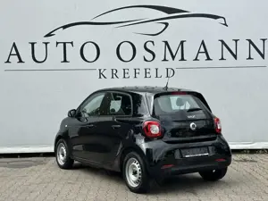 smart forFour EQ   Klima   Sitzheizung   DAB Bild 3