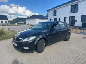 Kia Ceed / cee'd Ceed 1.4 CVVT Spirit