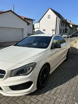 Mercedes-Benz CLA 220 (CDI) d 4Matic 7G-DCT AMG Line