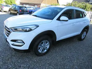 Hyundai TUCSON blue 1.6 GDi Trend