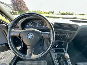 BMW 320 320i Bild 5