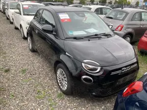 Fiat 500e MY23 Elektro Klimaautomatik