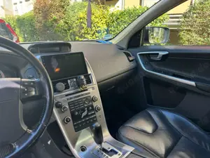 Volvo XC60 D5 AWD Aut. Summum Bild 4