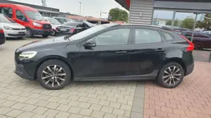 Volvo V40 Cross Country, TÜV  Service NEU Bild 3