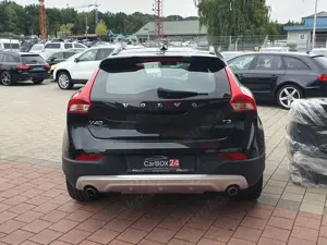 Volvo V40 Cross Country, TÜV  Service NEU Bild 5