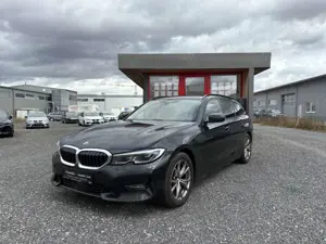 BMW 320 d Sport Line H/K LED VIRTUAL HEAD UP KEYLESS
