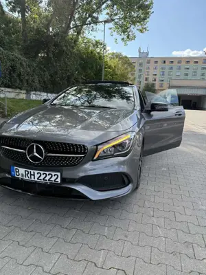 Mercedes-Benz CLA 200 night paket, AMG Line