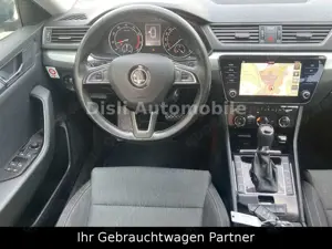 Skoda Superb Combi Ambition,Klimaautomati,Navi Bild 5