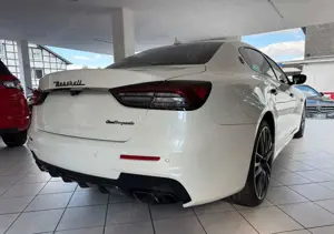 Maserati Quattroporte Trofeo Full Option | Soft Close Bild 5