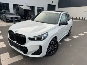 BMW X1 23 d xDrive M Sport Head-UP/Pano/AHK/360-Kam