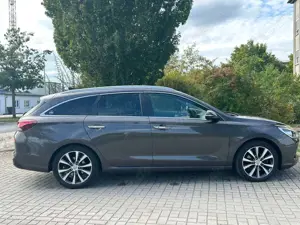 Hyundai i30 Kombi 1.6 CRDI DCT Premium