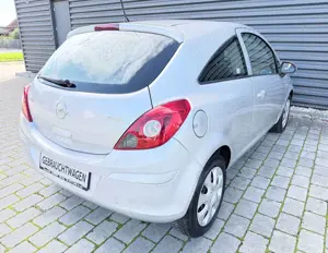 Opel Corsa D 1.2 Ltr.- 16V Edition/Klimaauto./TÜV:neu Bild 5