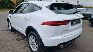 Jaguar E-Pace E-PACE AWD Kamera Navigation LED Bild 5
