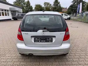 Mercedes-Benz A 180 CDI KLIMAANLAGE MFL Bild 4