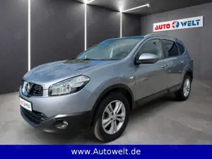 Nissan Qashqai +2  2.0  Automatik 4X4 7-Sitzer Navi