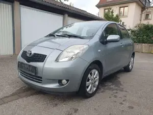Toyota Yaris Yaris 1.3 linea sol
