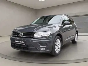 Volkswagen Tiguan 1.5 Comfortline+Navi+Schiebedach+ACC+LED