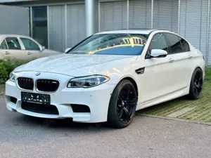 BMW M5 DKG*Vollaustattung*BO*Softclose