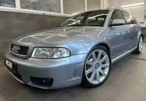 Audi RS4 2.7 quattro TOP Zustand TÜV+ Inspektion NEU