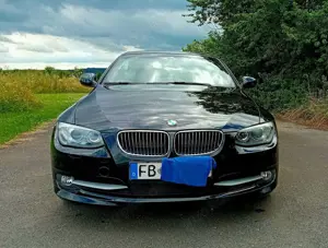 BMW 325 325i Cabrio - all black - AHK - Soundsystem Bild 2