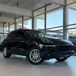 Porsche Cayenne Diesel/PANORAMA/KAMERA/BOSE/SCHECKHEFT Bild 2