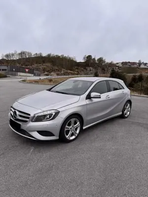 Mercedes-Benz A 180 A 180 BlueEFFICIENCY